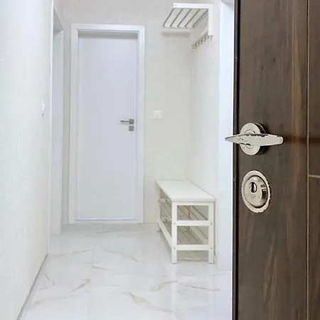 Sea View With Free Parking *